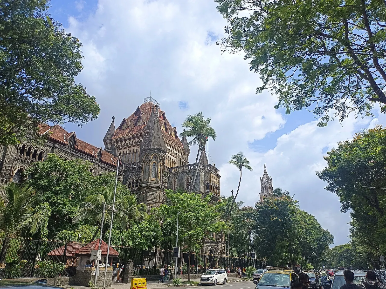 Bombay High Court: Bombay High Court building