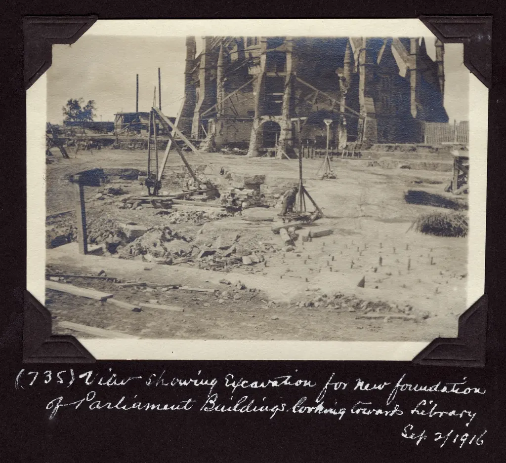 Centre Block: Excavation near the Library of Parliament, Ottawa (PR2004-012.27.1-735)