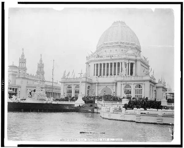 Administration building at World's Columbian Exposition, Chicago, on opening day, May 1, 1893