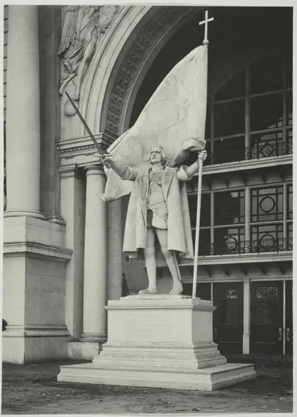 Administration Building Columbus Statue
