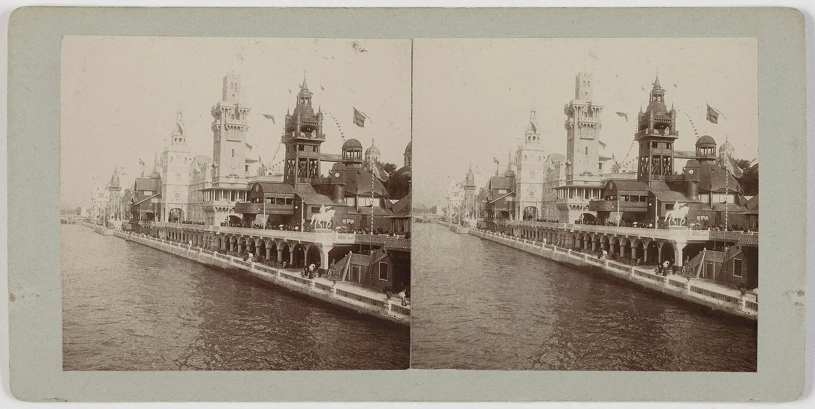 Rue des Nations pavilions: Exposition Universelle de 1900 vue générale de la Rue des Nations, 7ème arrondissement, Paris. PH14277