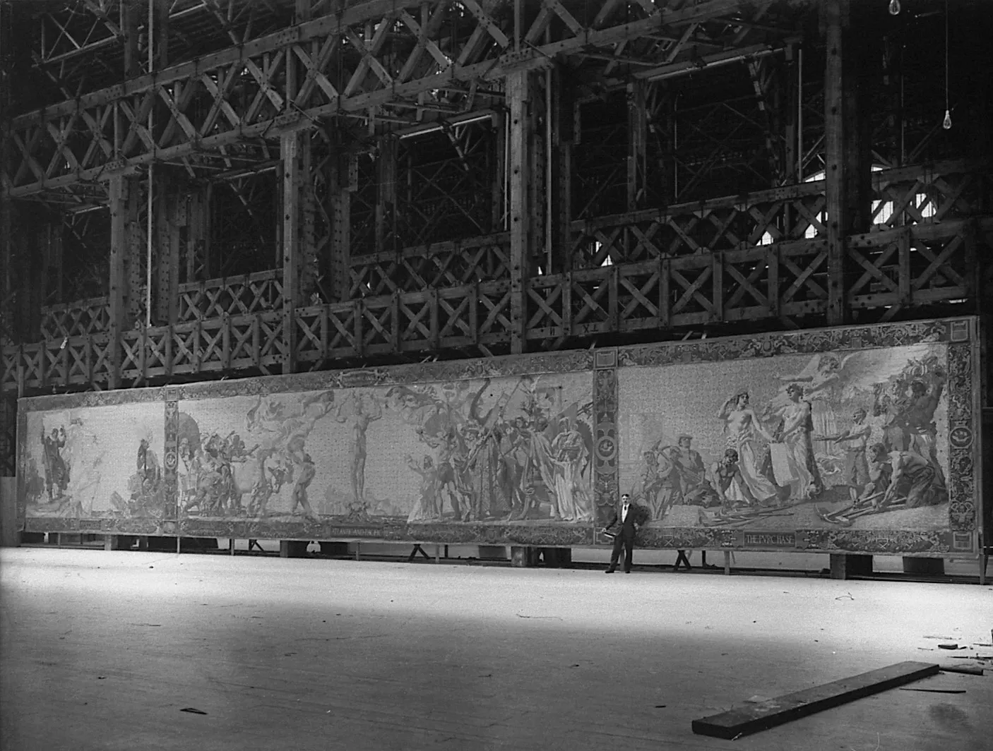 William de Leftwich Dodge, muralist, with half of his six section 200 foot mural for the Tower of Jewels at the 1915 Panama-Pacific Exposition, San Francisco