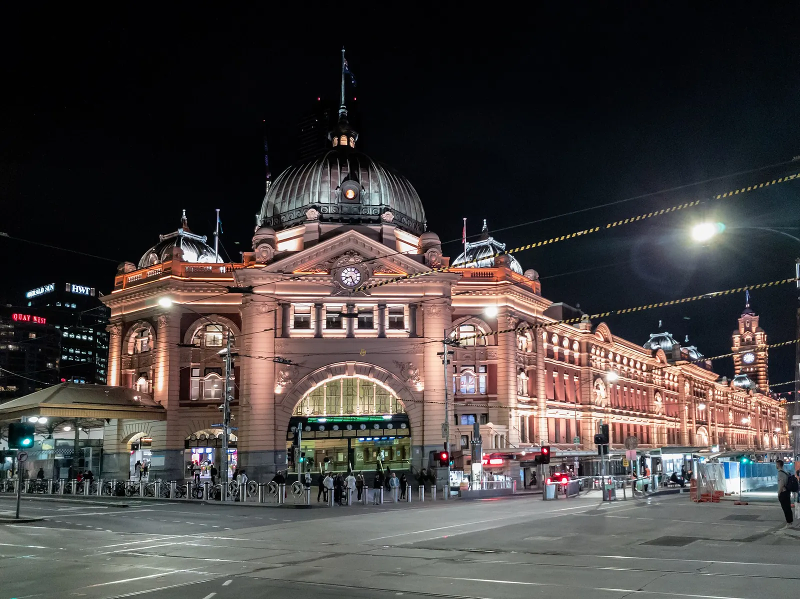 Flinders Street Station: Melbourne (AU), Flinders Street Railway Station -- 2019 -- 202623