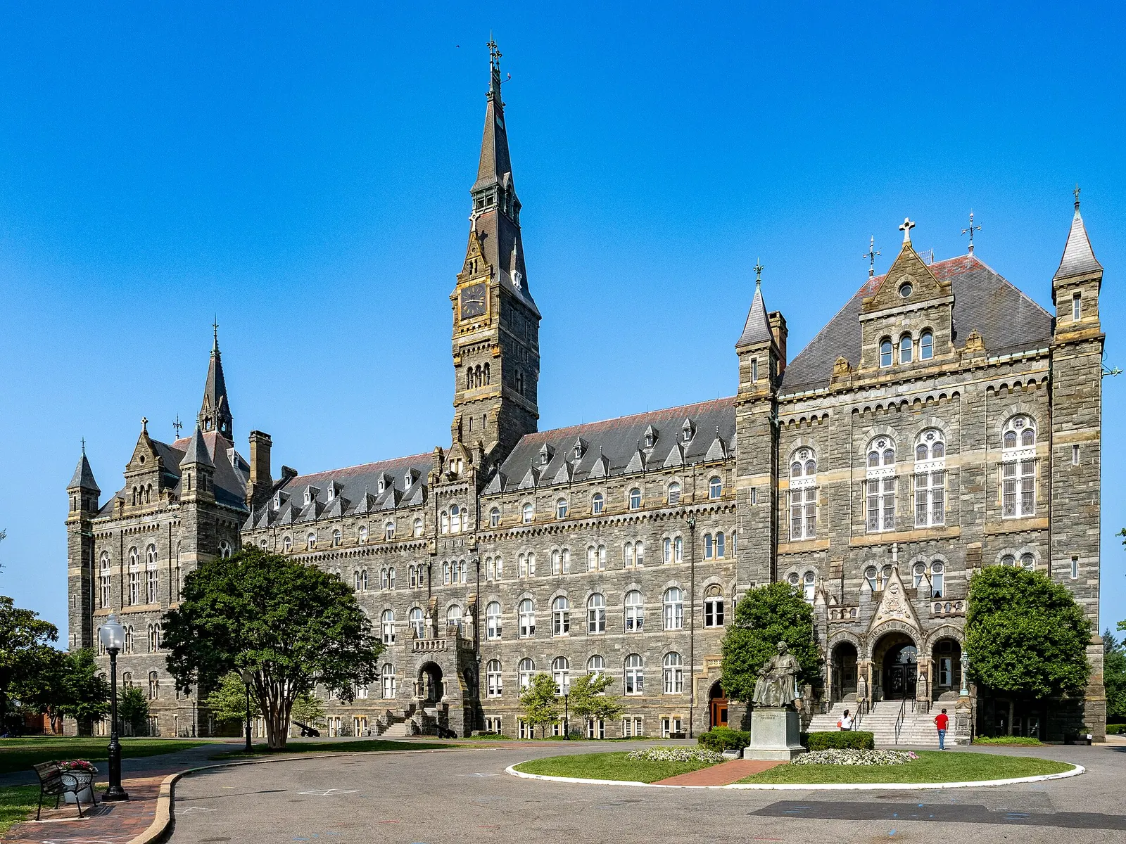 Healy Hall: Georgetown University (53821005319)
