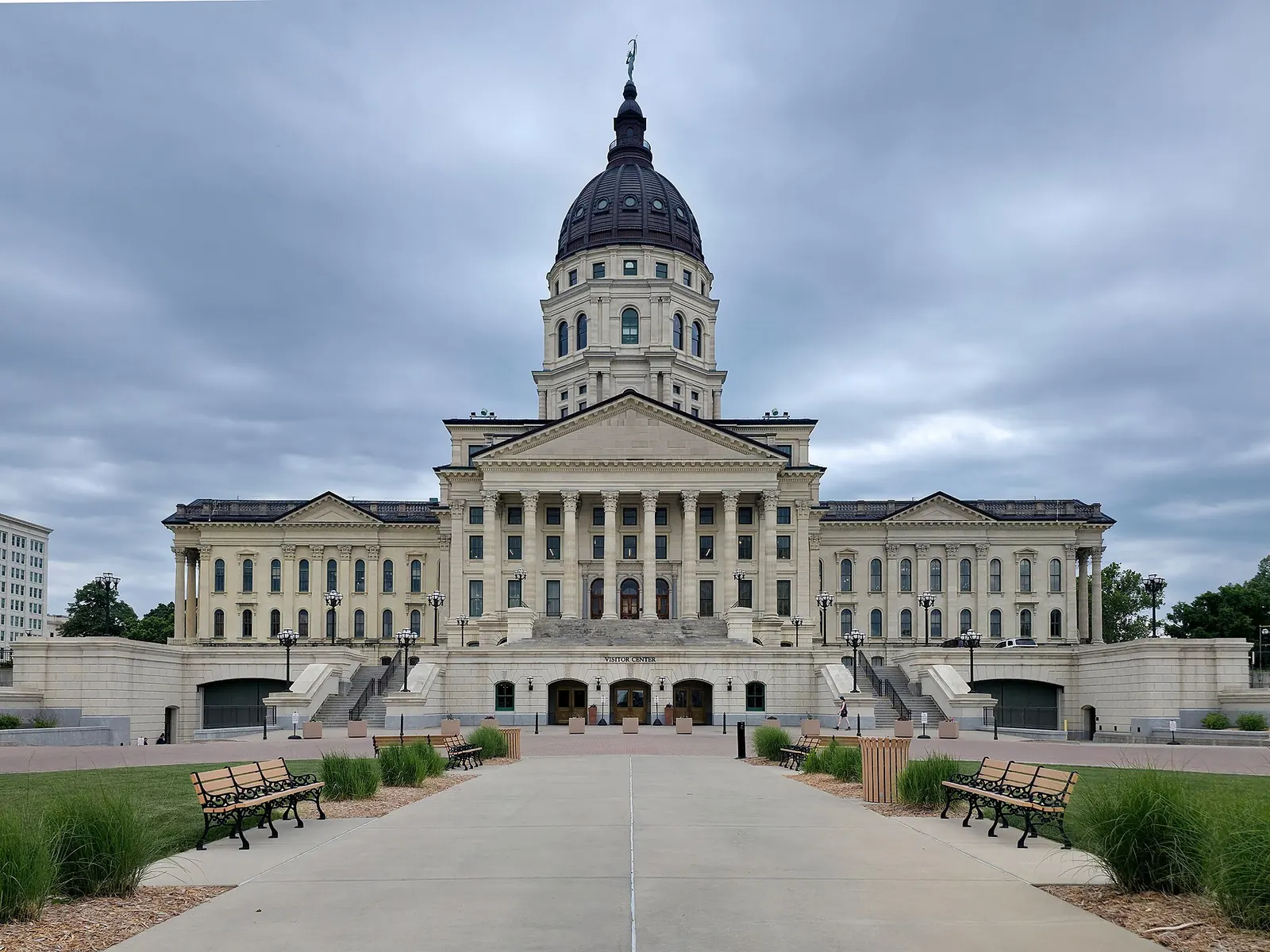 Kansas State Capitol: 09 Kansas State Capitol Exterior