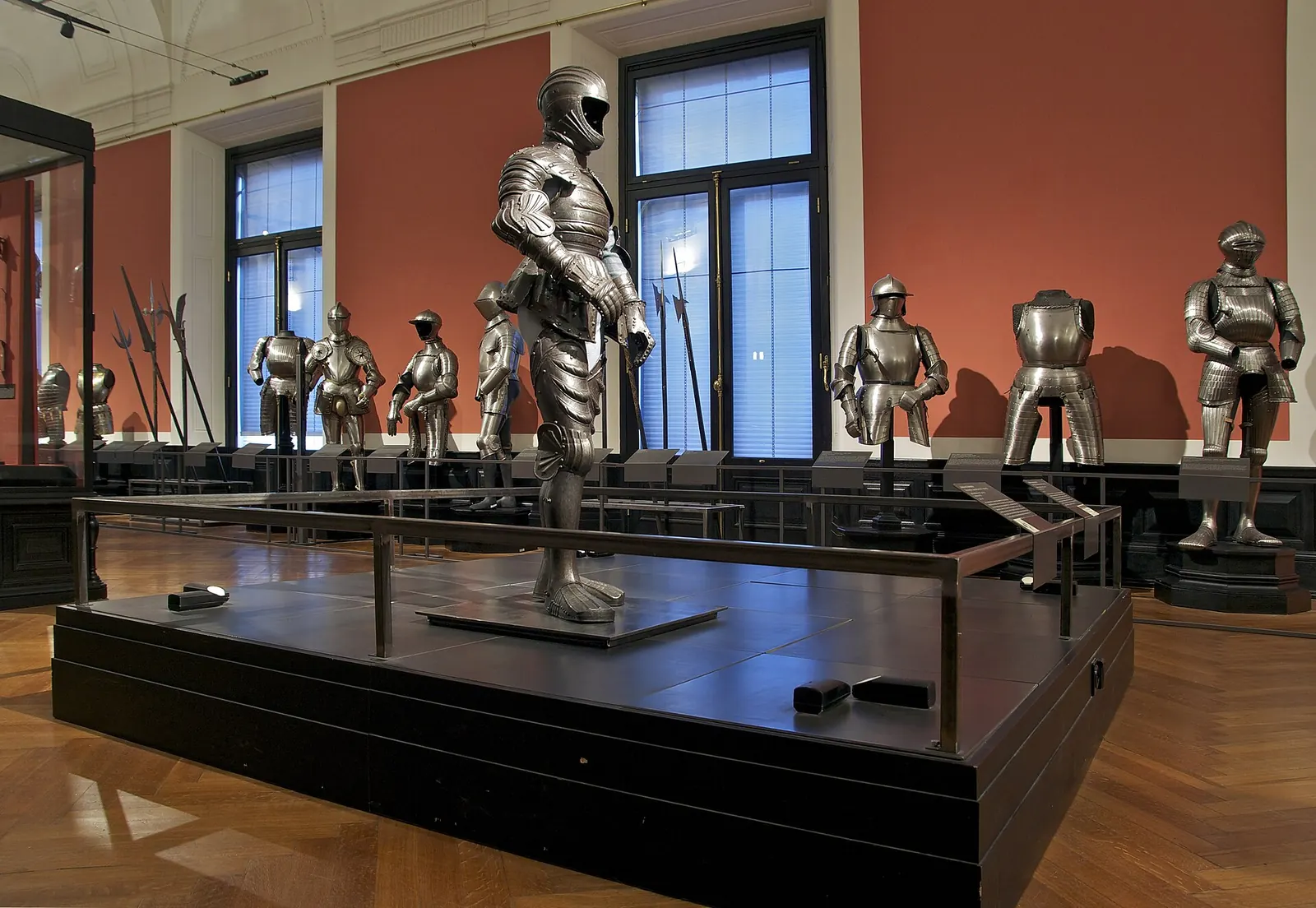 Kunsthistorisches Museum: Detail salle armures Kunsthistorisches Museum Vienne