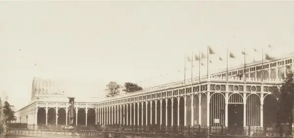 North-west corner of the Crystal Palace, photographed by Henry Fox Talbot, 1851
