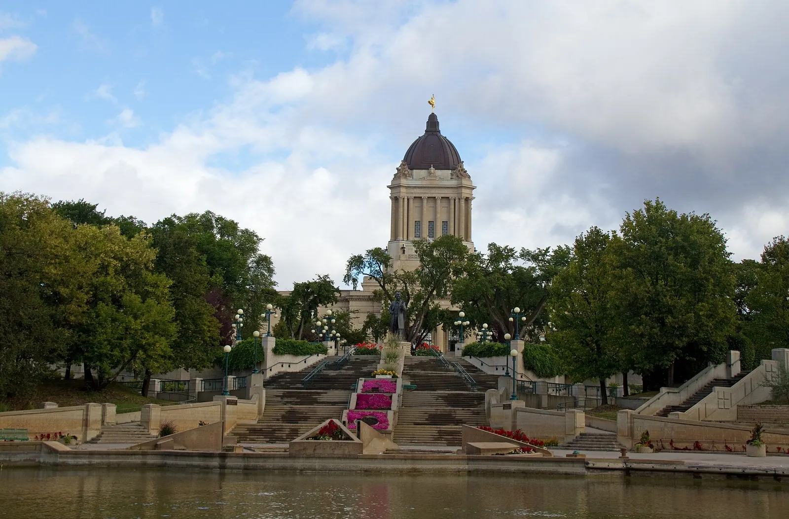 Manitoba Legislative Building: Manitoba Legislative Building (8032852747)
