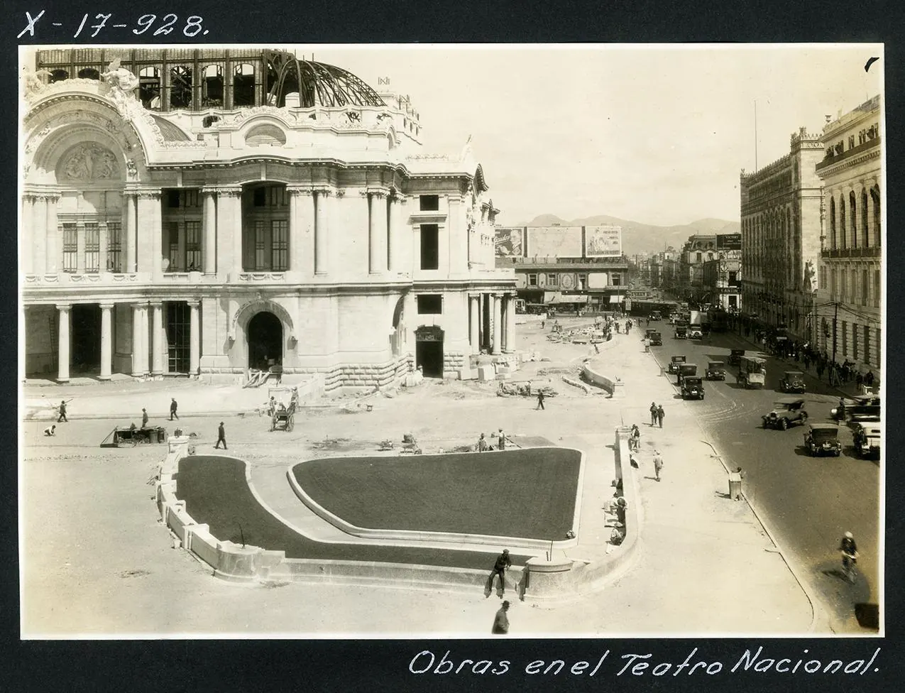 Palacio de Bellas Artes: 22JUN1928 -17AGO1928-OBRAS EN EL TEATRO NACIONAL (38009850605)