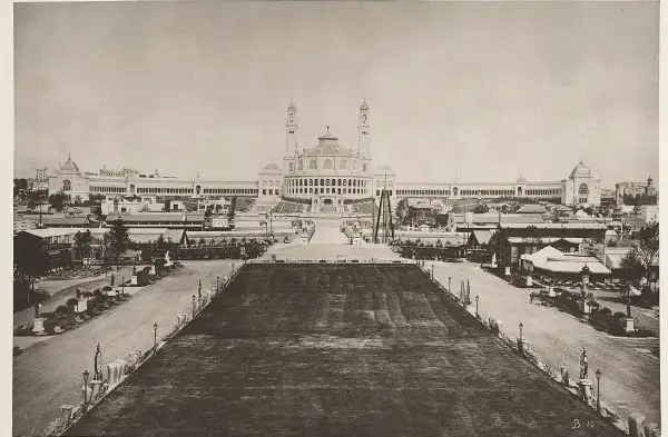 Vue générale du Trocadéro - Prise depuis le Champ-de-Mars - Berthaud