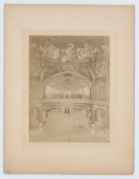 The vestibule and Grand Gallery of Miscellaneous Industries, 1889