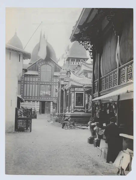 Street leading to the Palace of the Colonies