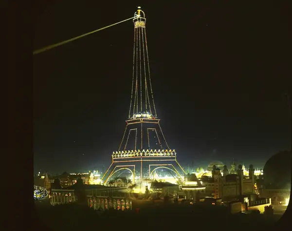 Eiffel Tower in
