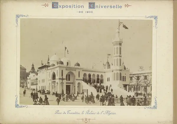 Algerijns paviljoen in het Parc de Trocadéro te Parijs Parc du Trocadéro, le Palais de l'Algérie