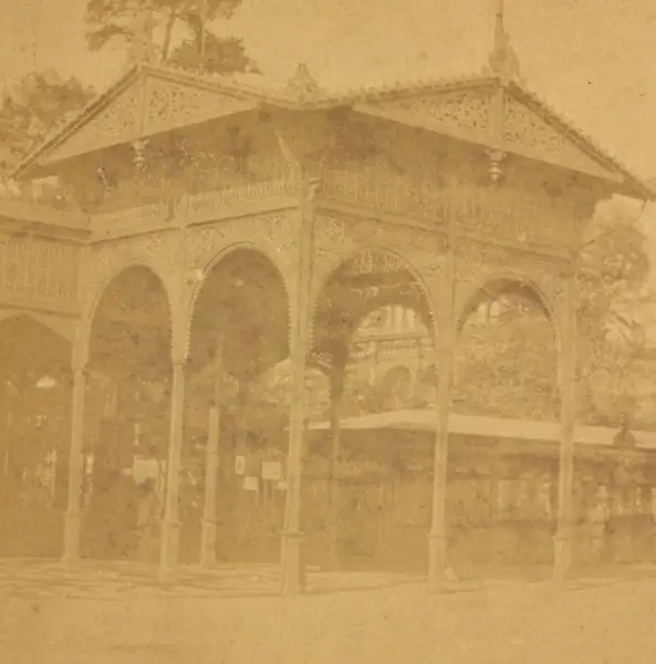 Entrance to Centennial grounds