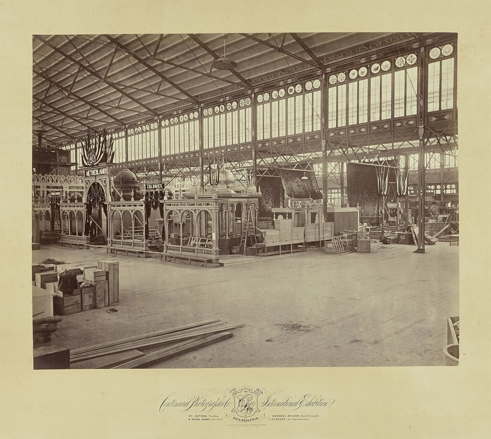 Centennial Exposition: Construction of the Netherlands department in the main exhibition building of the Centennial Exposition in Philadelphia in 1876