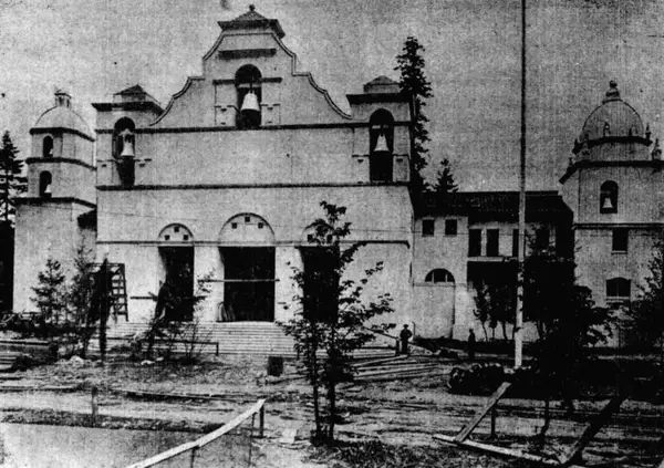 1905 California Building L&C Expo
