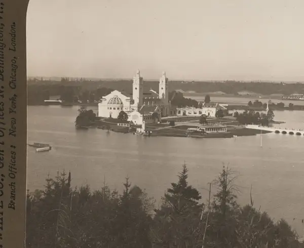 Government Building and Guild's Lake, Lewis & Clark Exposition, Portland, Oregon, U.S.A