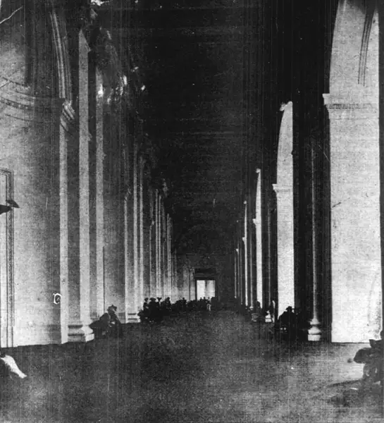 1905 Government Building colonnades L&C Expo