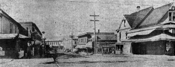 1905 Saloons and boarding houses near Lewis & Clark Expo
