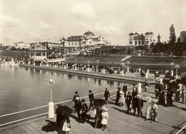 Lewis and Clark Exposition esplanade