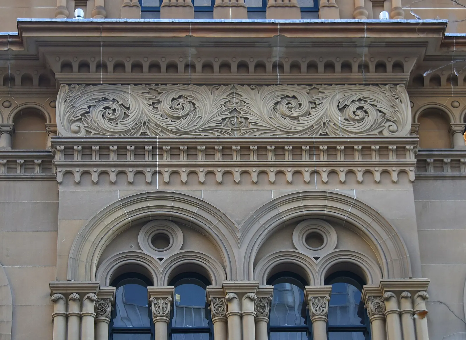 Queen Victoria Building: (1)QVB-14
