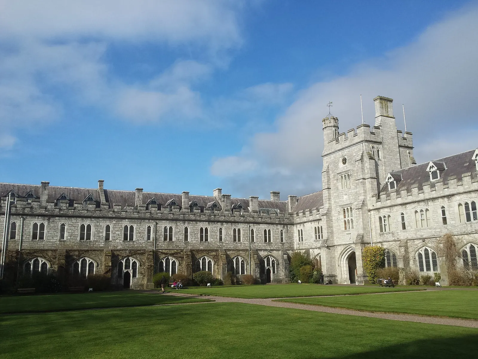 Burning of Cork, After: University College Cork - Quad during Eclipse 2015 (16684104050)