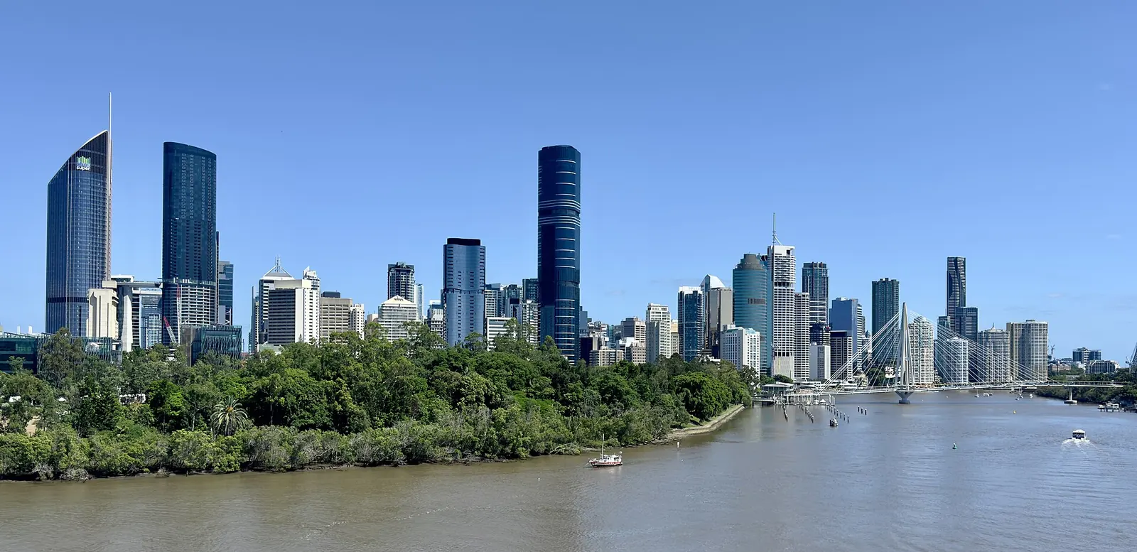 Great fire of Brisbane, After: Brisbane CBD seen from Kangaroo Point, 2024, 01 (2)