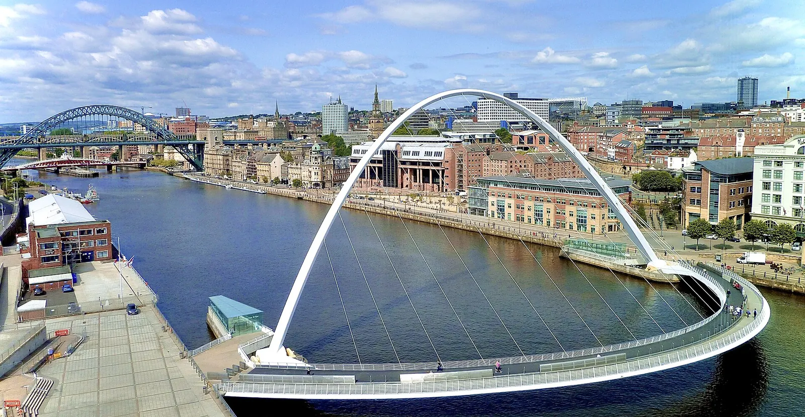 Great fire of Newcastle and Gateshead, After: Newcastle-upon-Tyne-bridges-and-skyline cropped
