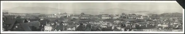 Birds eye view of Panama-Pacific International Exposition, grounds & buildings, including the site and all features