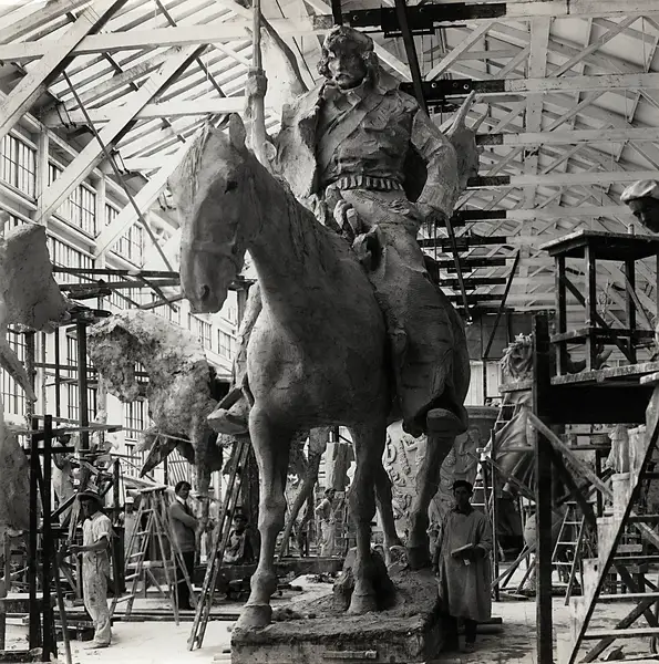 Beeldhouwkunst Amerikaanse beeldhouwkunst, 1915 Werkplaats van het beeldhouwerscollectief P, SFA022825995