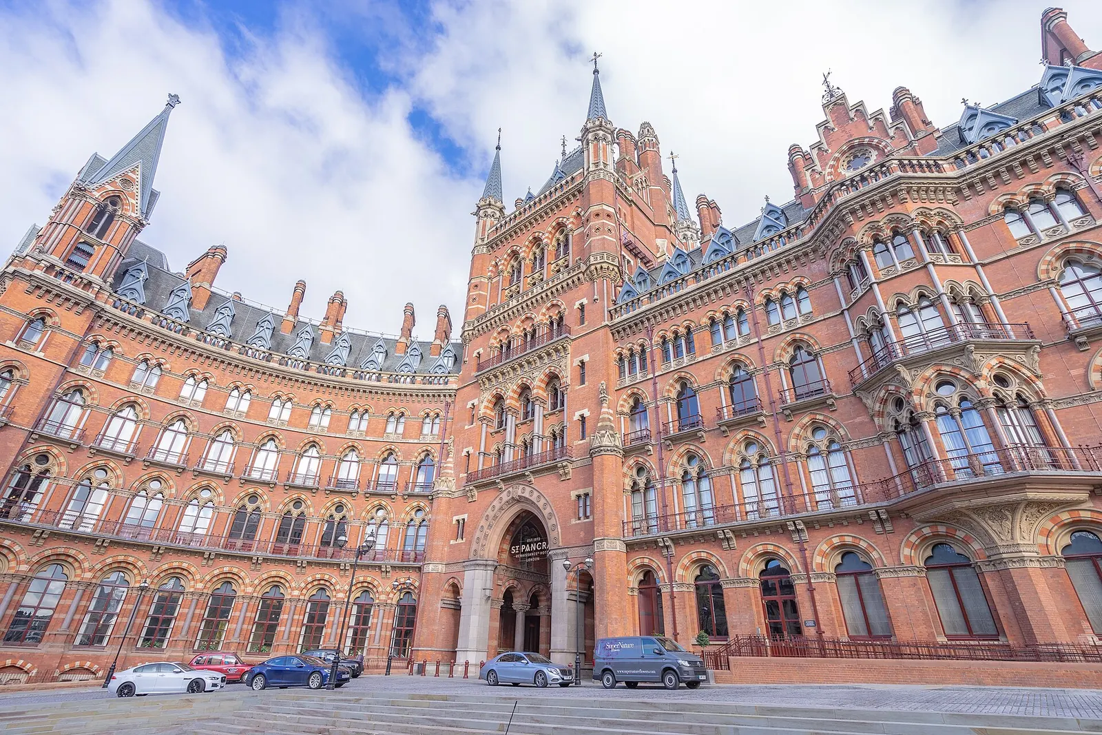 St Pancras Station: 2018-04-25 St Pancras railway station