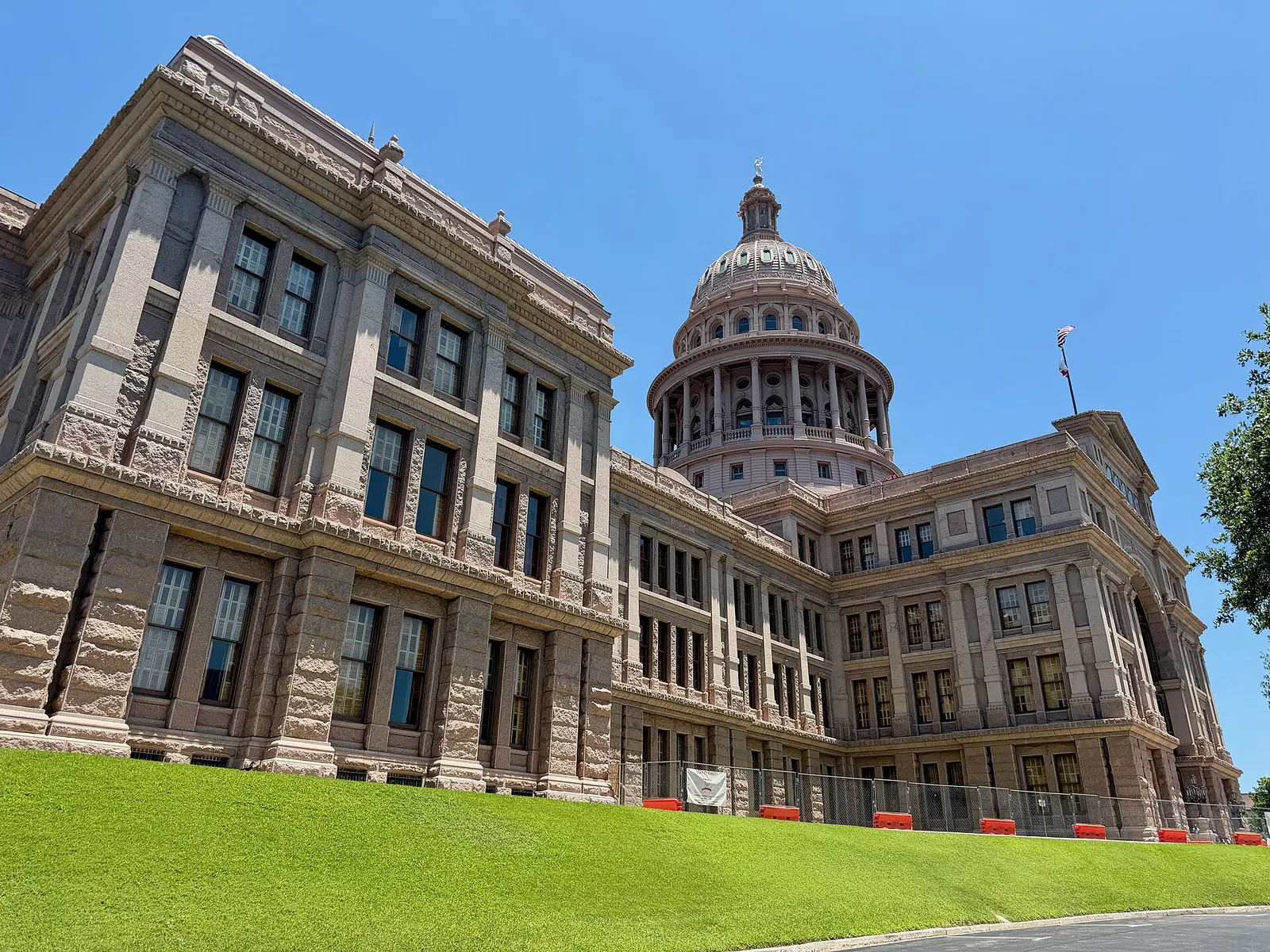 Texas State Capitol: 2026-05-26 - Texas State Capitol - 01