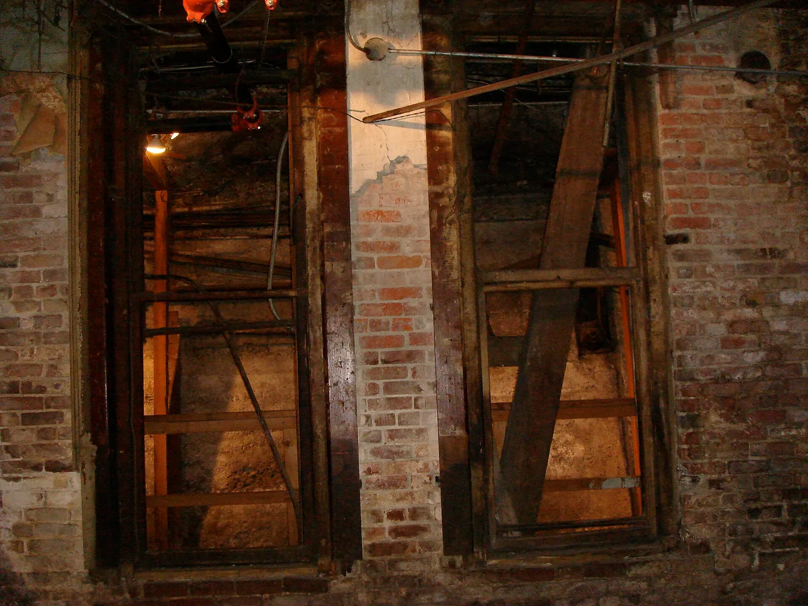 Mud Flood: Seattle Underground 03105