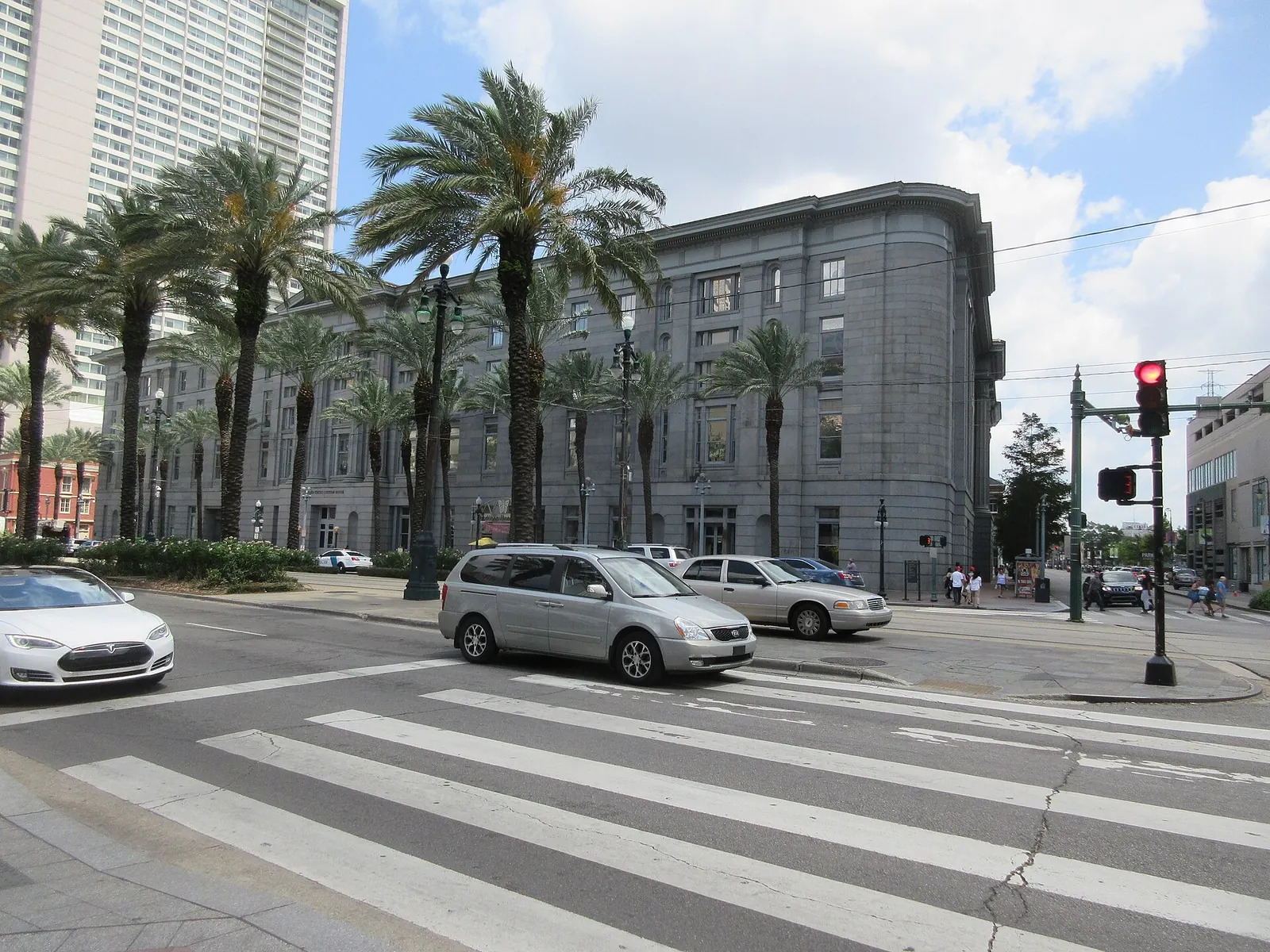 U.S. Custom House: Canal Street New Orleans CBD view from end of Tchoupitoulas Street May 2019 02