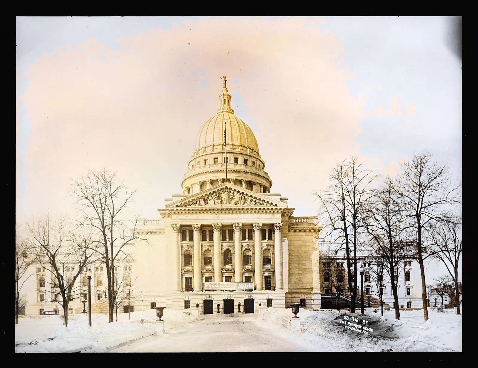 Wisconsin State Capitol, hypothetical colorization
